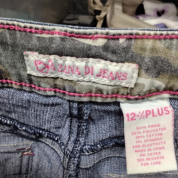 3830 Size 12 1/2 Zara Bohemian Floral Patchwork Flare Jeans - Picture 7 of 7